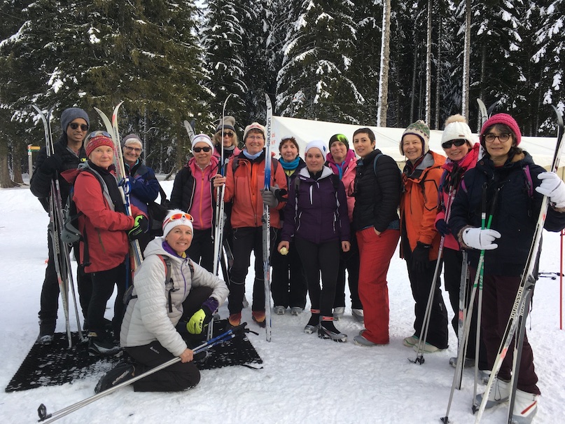 groupe de skieurs